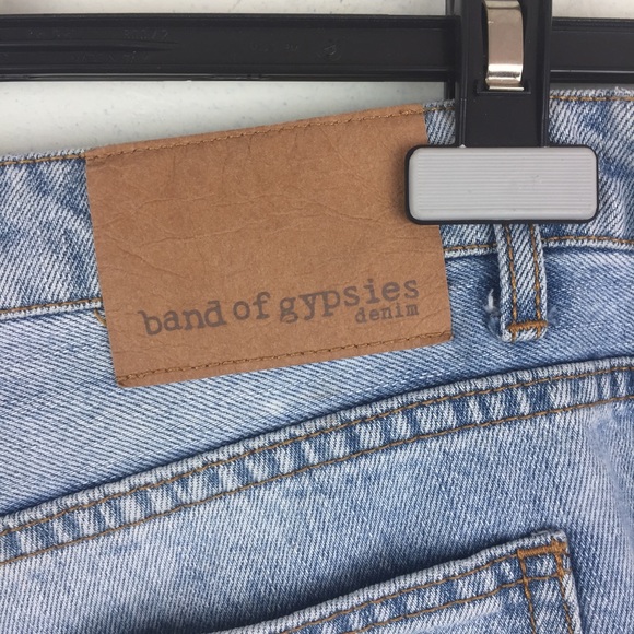 Band of Gypsies Rose Distressed Studded Jean Short - Picture 7 of 9